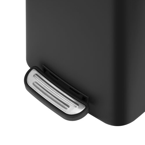 ZERIX KUBIX-TC0108 BLACK Відро для сміття з плавним закриттям квадратне 8 л (кол.чорний) (6 шт/ящ)